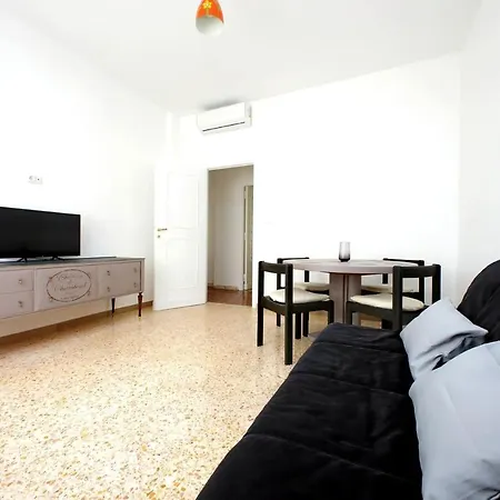 Apartment Cute And Bright, Next To Pigneto