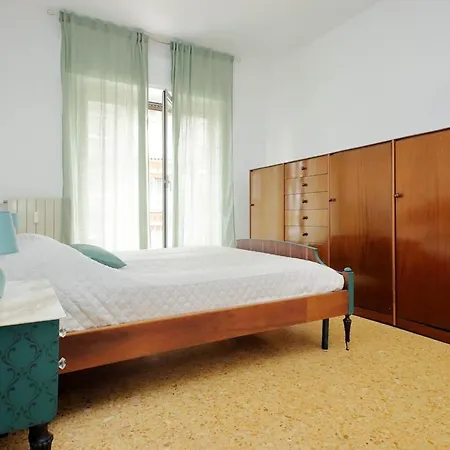 Cute And Bright, Next To Pigneto *